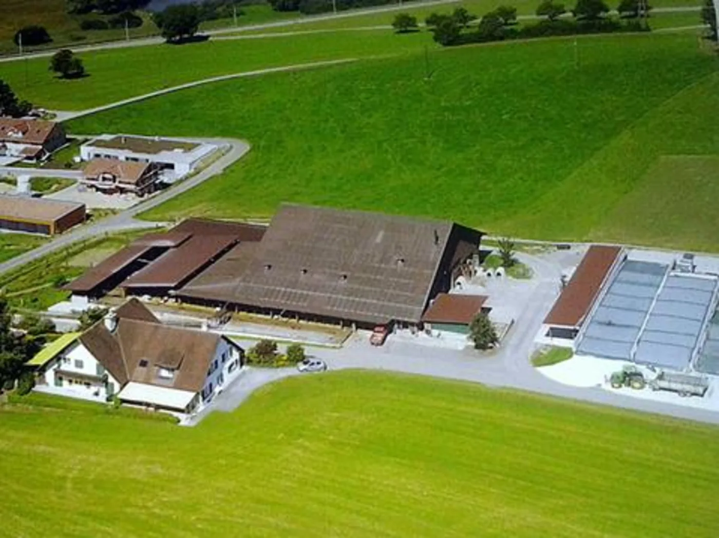 Der Steinackerhof heute aus der Luft